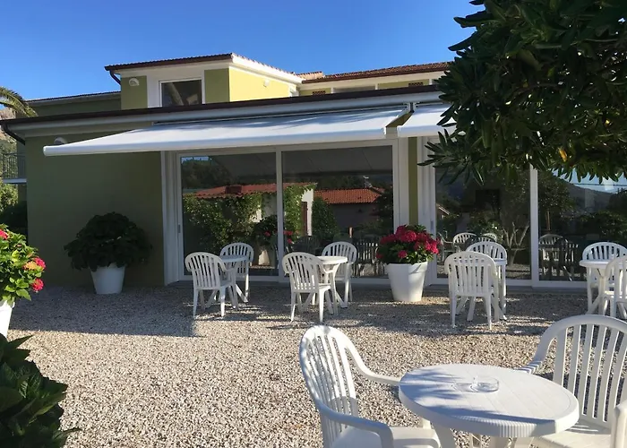 Barbarossa Отель Порт-Аццурро