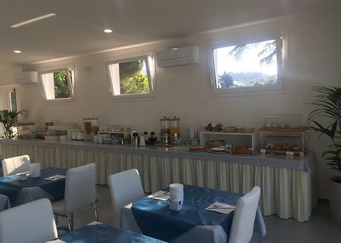 Barbarossa 2* Порт-Аццурро