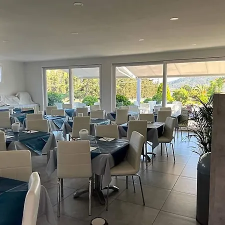 Barbarossa Hotel 2*